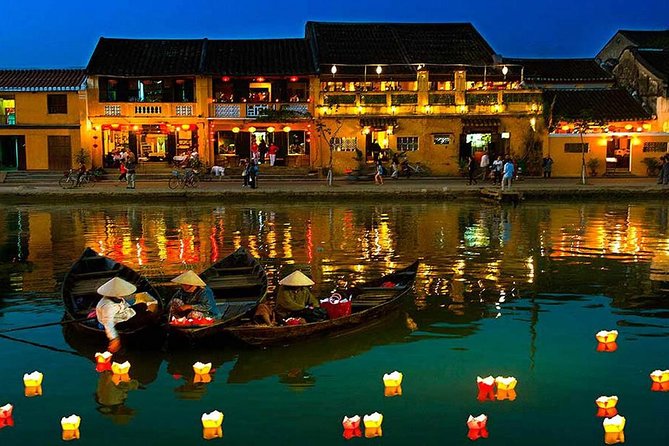 Hoi An City Tour–Boat Ride–Release Flower Lantern on river - What the private format changes