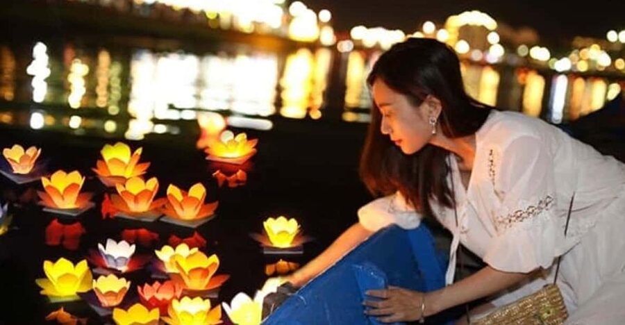 Hoi An Lantern Boat Ride on the Thu Bon River - What the $8 Price Really Buys
