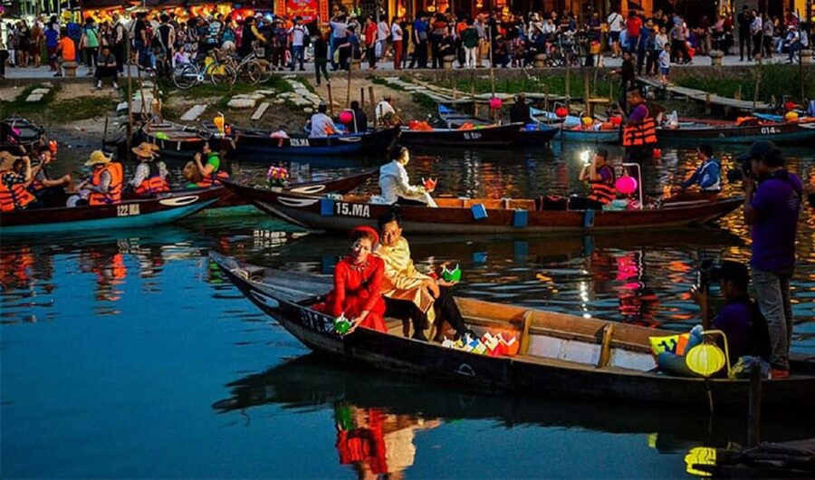 Hoi An Lantern Boat Ride on the Thu Bon River - What to Watch for at the Dock