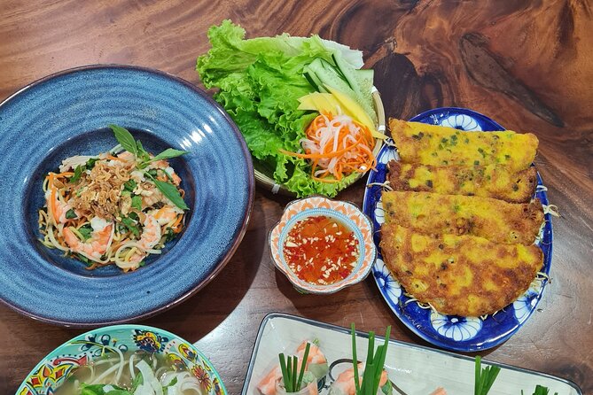 Home Cooking Class: Market, Garden and cooking 4 dishes - The meal is the payoff