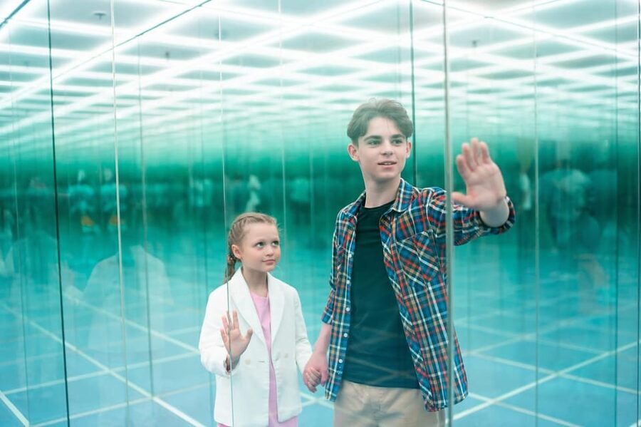 ''House Of Attractions'': Glass Maze Family Ticket 2+1 - Key points to know before you go