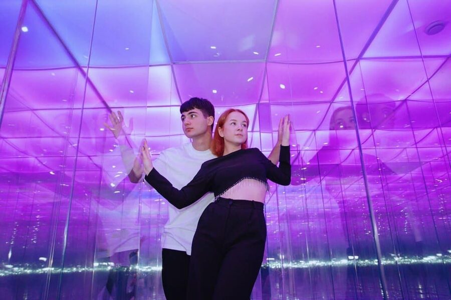 ''House Of Attractions'': Glass Maze Family Ticket 2+1 - What the visit is like from entry to exit