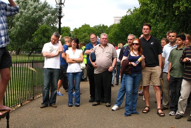 Hyde Park and Kensington Gardens Walking Tour - Albert Memorial and the royal connection