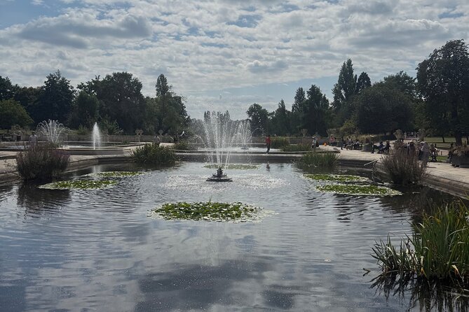 Hyde Park and Kensington Gardens Walking Tour - Diana’s fountain and memorial walk