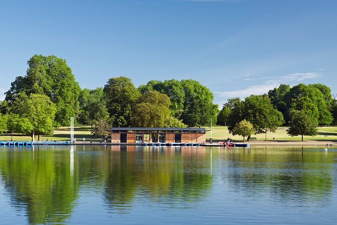 Hyde Park and Kensington Gardens Walking Tour - Starting at Hyde Park Corner at 11:00 am