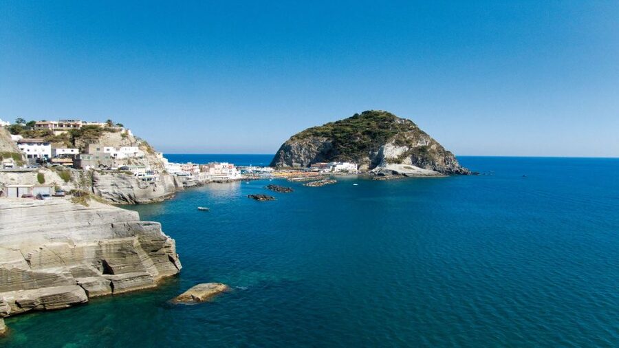 Ischia and Mortella Gardens Full-Day Tour from Sorrento - The morning meeting in Sorrento