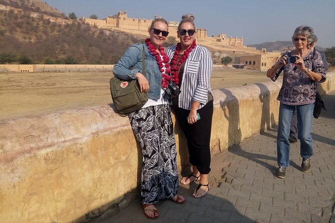 Jaipur Half-Day Tour with Flower Market and Block Printing - Amber Fort receives the time it deserves