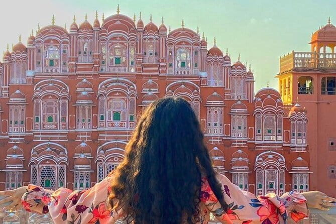 Jaipur Half-Day Tour with Flower Market by Tuk-Tuk or Car - Amer and the patterned steps of Panna Meena