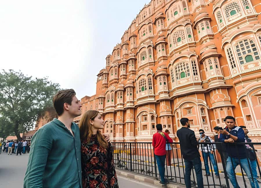 Jaipur: Half or Full-Day Sightseeing Tour with Flower Market - Gaitor’s carved cenotaphs offer a quiet change of pace