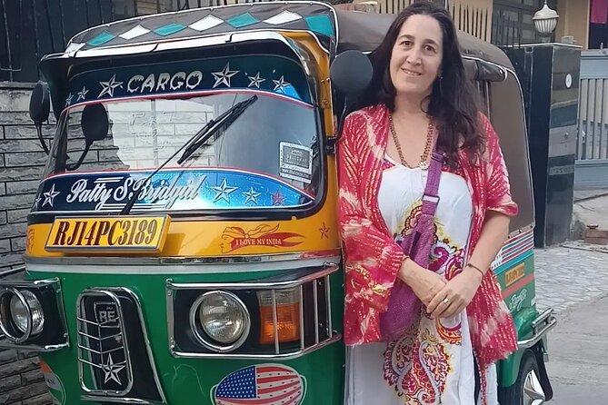 Jaipur Sunrise Tour with Morning Flower Market Walk - What the $9 price really covers