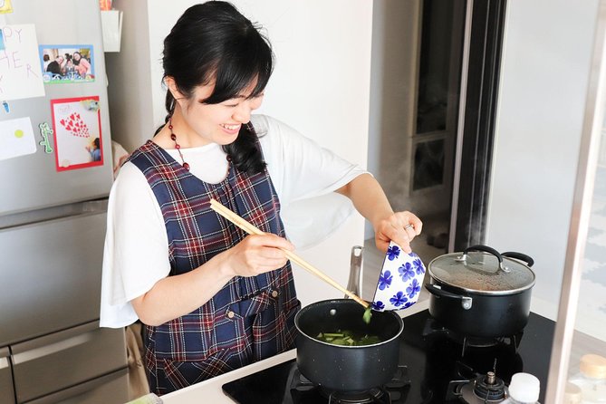 Japanese Cooking Class in the Heart of Sapporo with Sakura - Getting to the apartment near Higashi-Sapporo