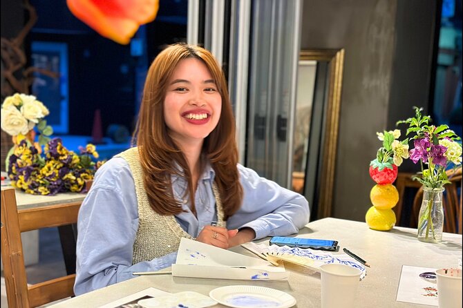 Japanese Fan Painting Workshop ~ in a Tokyo Flower Shop - Painting on an irregular surface