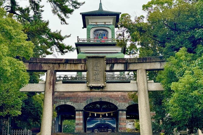 Kanazawa Half Day Private Tour - Castle, Garden, Geisha District - Kanazawa Castle Park, from garden paths to defensive towers