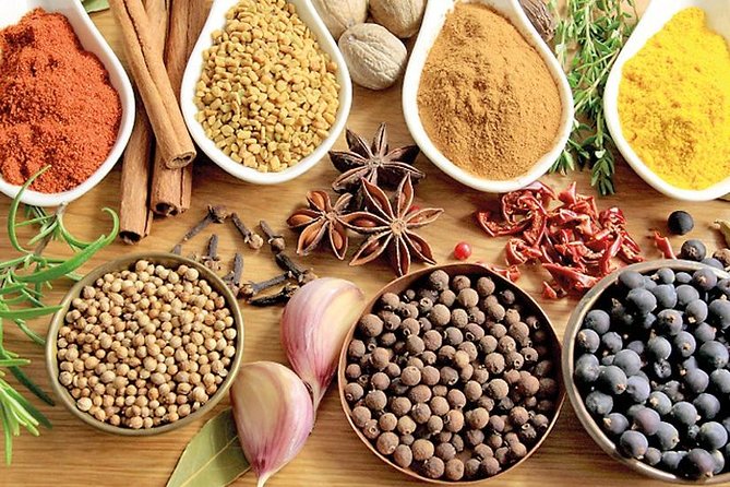 Kandy Transfer Visiting Dambulla Cave Temple and Herbal Garden - The Ayurvedic Herbal Garden Stop