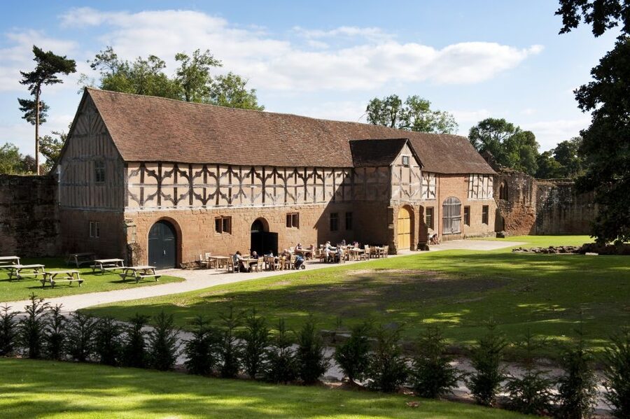 Kenilworth Castle and Elizabethan Garden Entry Ticket - Allow time at the ticket office