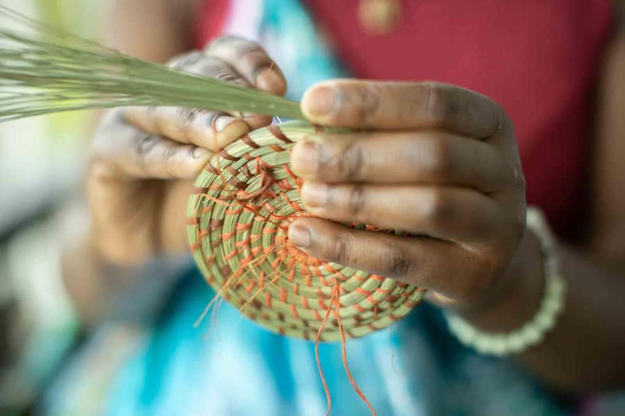 Kigali: Traditional Basket Weaving in a Garden - Why the Garden Setting Matters