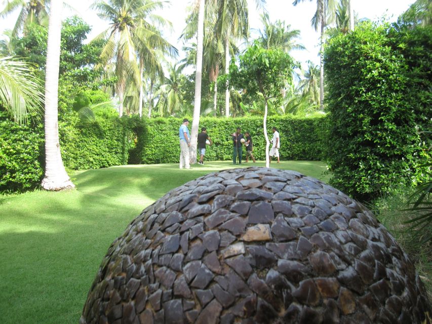 Koh Samui: Football Golf & Botanical Gardens - The coconut break after hole 11