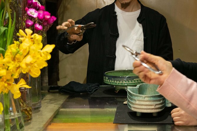 Kyoto Cultural IKEBANA Experience@SEKKA FLOWERS - A quiet creative break near Kinkaku-ji