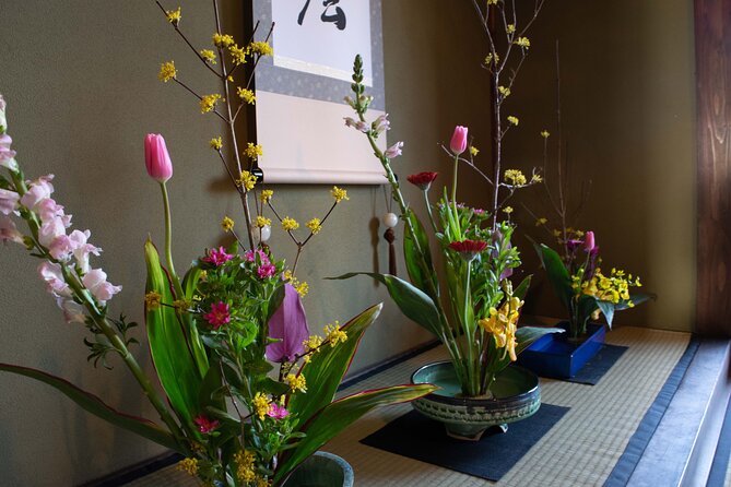 Kyoto Cultural IKEBANA Experience@SEKKA FLOWERS - The value of a small group