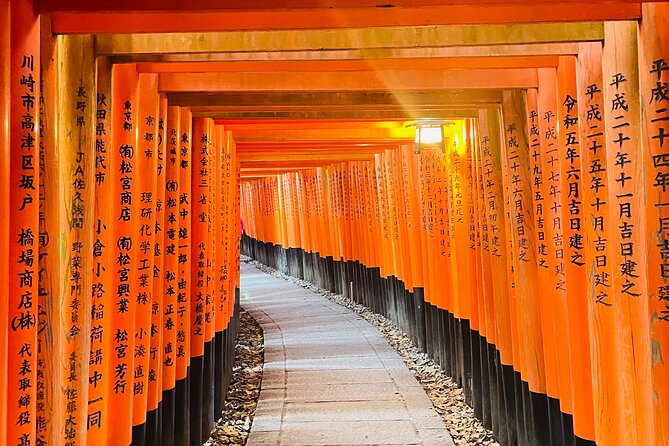 Kyoto Guided Walking Tour: Secret Zen Garden and Fushimi Inari - Key points at a glance
