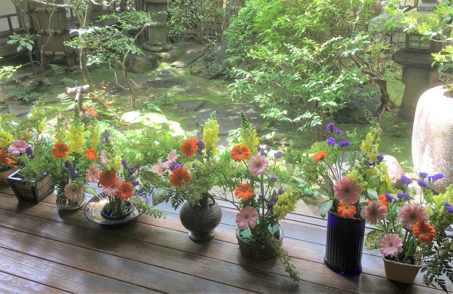 Kyoto: Ikebana (Japanese Flower Arrangement) - Inside Tondaya, the 140-year-old machiya