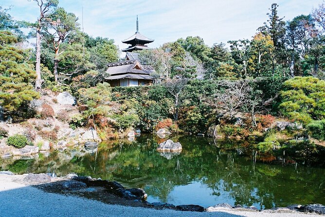Kyoto: Kinkaku-ji Temple & Serene Garden Guided Tour with Tickets - Ninna-ji’s imperial past and quieter mood