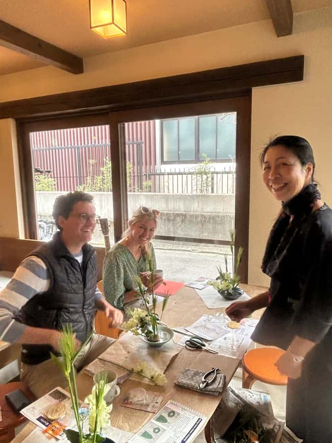 Kyoto: Premium Ikebana Workshop with Vase Souvenir - A quiet 90 minutes in the middle of a Kyoto itinerary