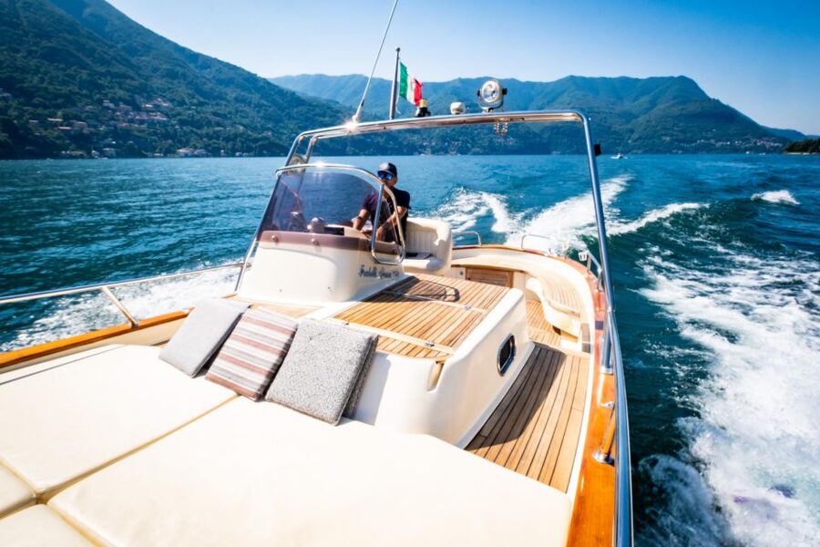 Lake Como: Villas & Gardens SpeedBoat Private Tour - Moltrasio and Villa Pizzo