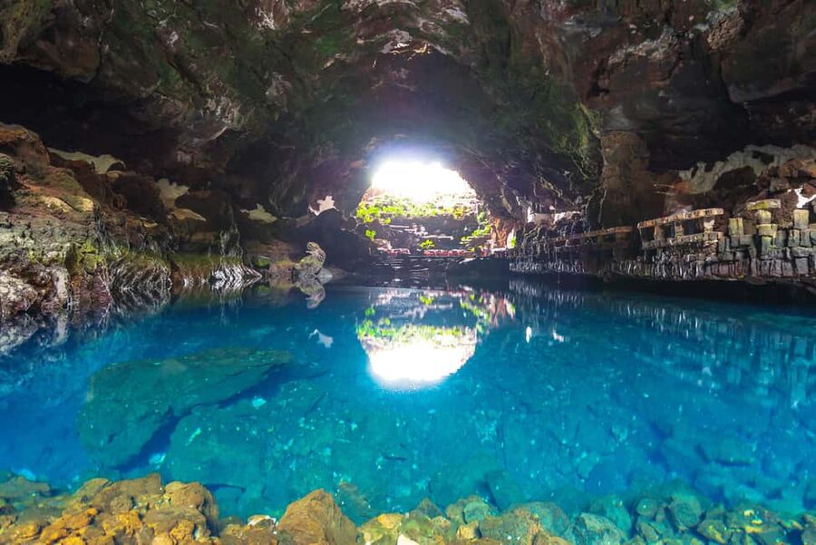 Lanzarote North Premium: Cueva Verdes, Jameos Agua, Mirador, and Cactus Garden - Why this northern Lanzarote route works