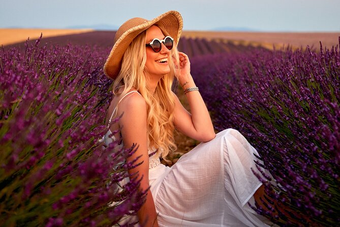 Lavender Field Photoshoot - Choosing the Green or Red Flying Dress