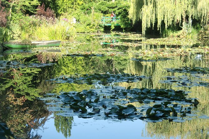Le Havre Shore Excursion: Private Tour of Giverny, Rouen and Honfleur - Honfleur offers a gentler finish