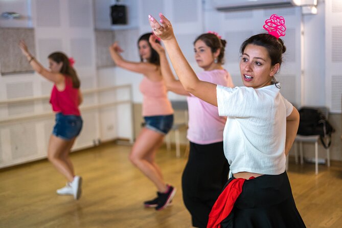 Learn Rumbas or Sevillanas in 90 minutes - Gift Flower - What you actually learn in 90 minutes