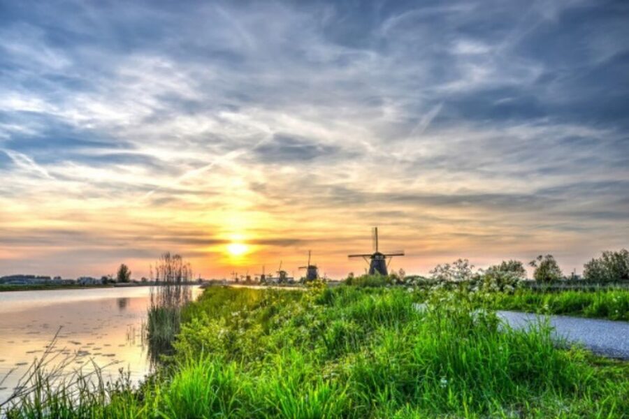Leiden: Windmill and Countryside Cruise near Keukenhof - Key things to know before boarding