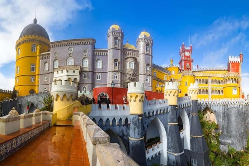 Lisbon: Sintra Tour with Optional Regaleira & Pena Gardens - Key points to know before booking