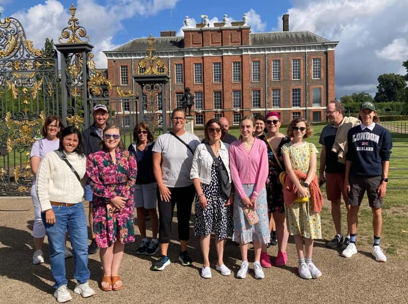 London: VIP Kensington Palace Gardens Tour & Royal High Tea - How the $155 price works in practice