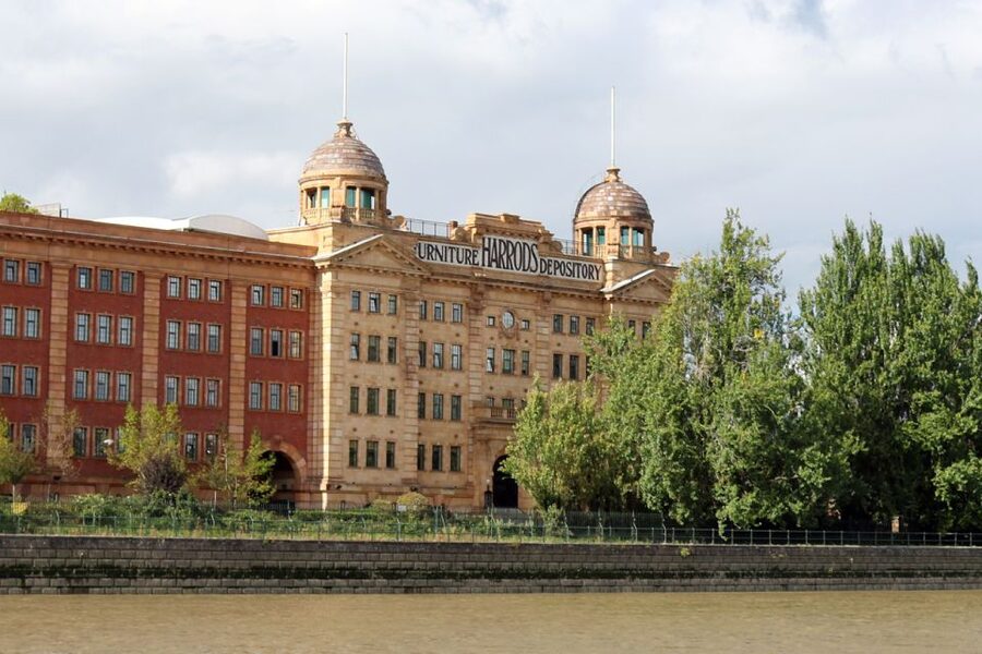 London: Westminster to Kew River Thames Cruise - Arriving at Kew Pier