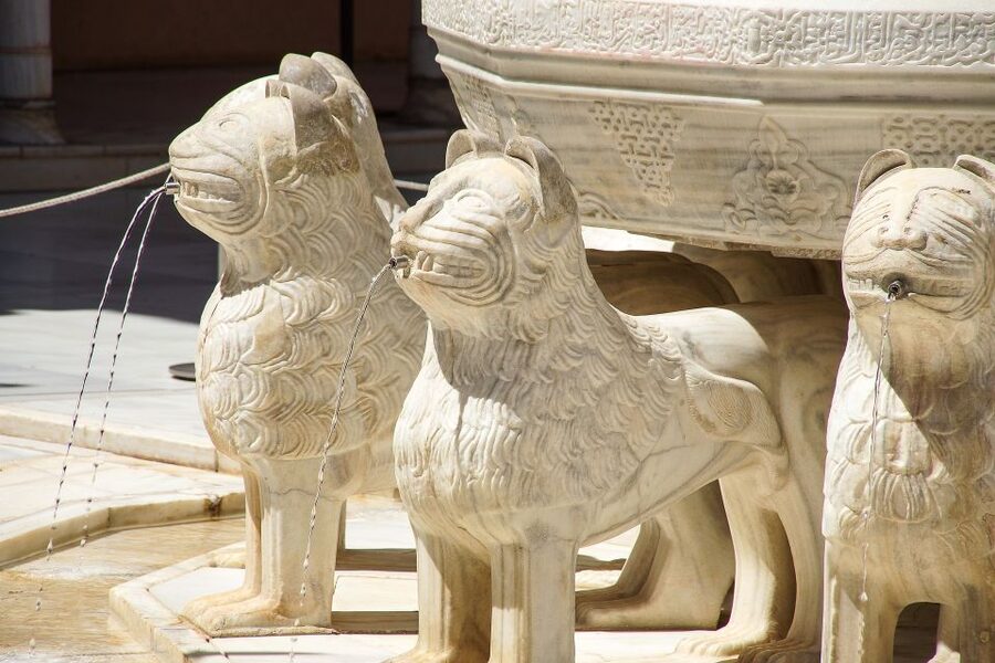 Malaga: Granada Day Trip with Alhambra, Palaces and Gardens - How Much Granada Will You Actually See?