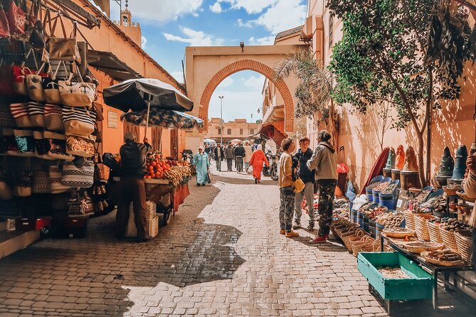 Marrakech City Tour, Bahia Palace, Badii Palace, Majorelle Garden - What the guide can add to a rushed route