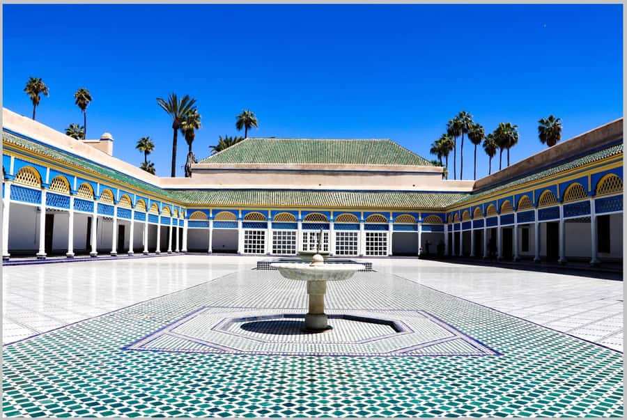 Marrakech: Guided City and Gardens Highlights Tour - Jemaa el-Fnaa brings the city into motion
