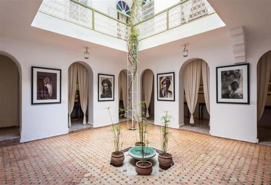 Marrakech Tuk-Tuk Tour with Photography Museum+Secret Garden - From Bab Agnaou to Marrakech’s red walls