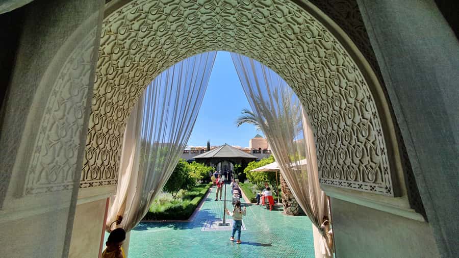 Marrakech Tuk-Tuk Tour with Photography Museum+Secret Garden - Le Jardin Secret and the art of water