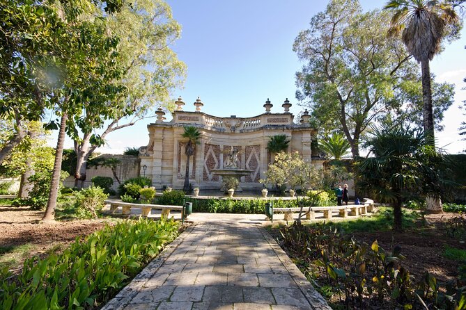 Mdina, Dingli cliffs and San Anton Gardens guided tour - The guide can make or break the morning