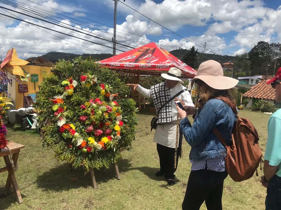 Medellín: Flower Farm & Silletero History Tour - The 45-minute ride from Medellín to Santa Elena