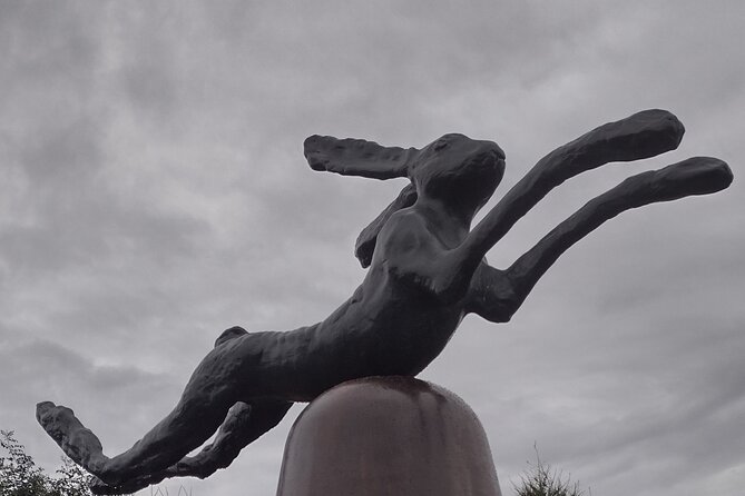 Minneapolis Sculpture Garden: A Self-Guided Walking Tour - A first look at the Walker Art Center