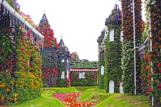 Miracle Garden: Dubai Flora and Fauna 4-Hour Tour - Finishing at Dubai Mall
