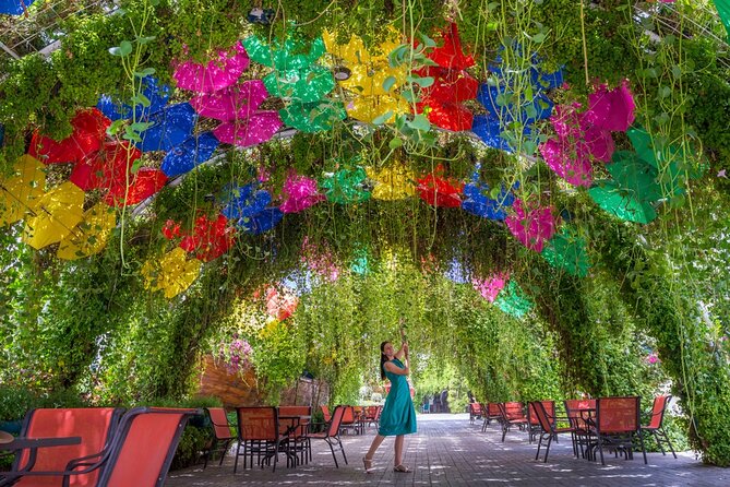 Miracle Garden Dubai Including Pickup & Drop Off - Should you book Miracle Garden with transport?