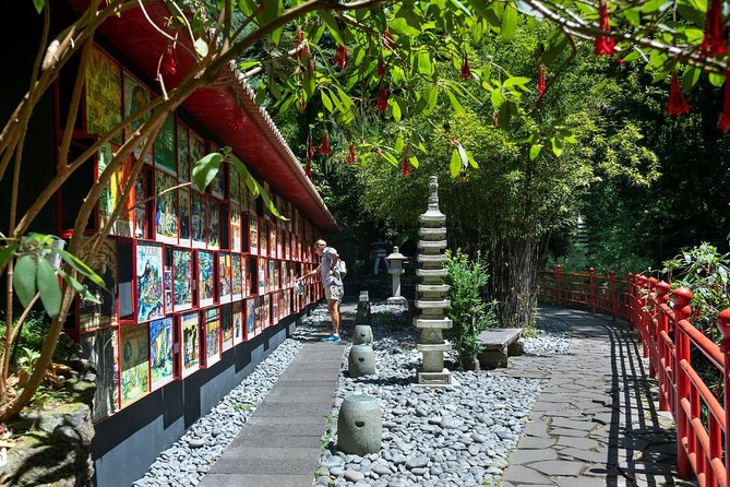 Monte Palace Tropical Garden tour with Cable Car - The optional wicker toboggan ride