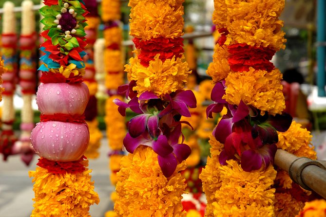Morning Buddhist Almsgiving, Grand Palace and Flower Market Tour in Bangkok - Who will enjoy this five-hour morning?