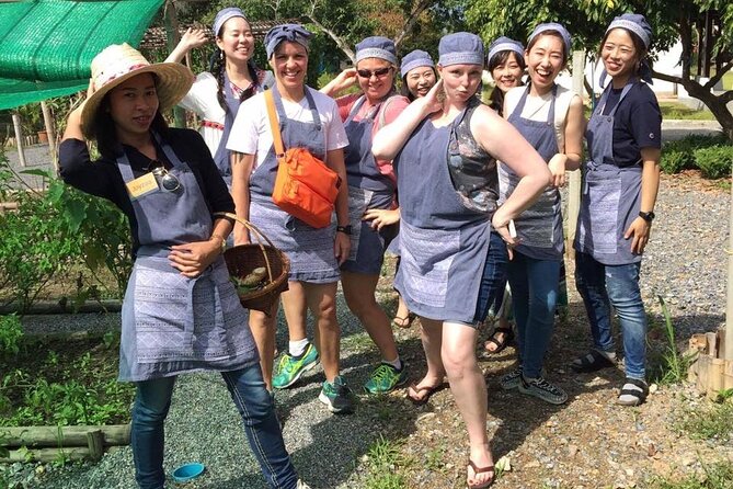 Morning Cooking Class in Traditional Pavilion with Beautiful Garden - Chiang Mai - Who will enjoy this Chiang Mai cooking class?
