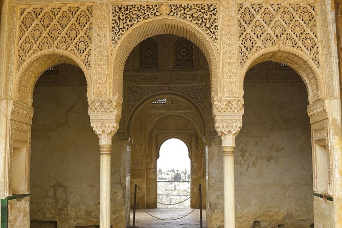 Motril Skip-the-Line Shore Excursion:Alhambra, Generalife Gardens - Entering the Alhambra without the usual wait